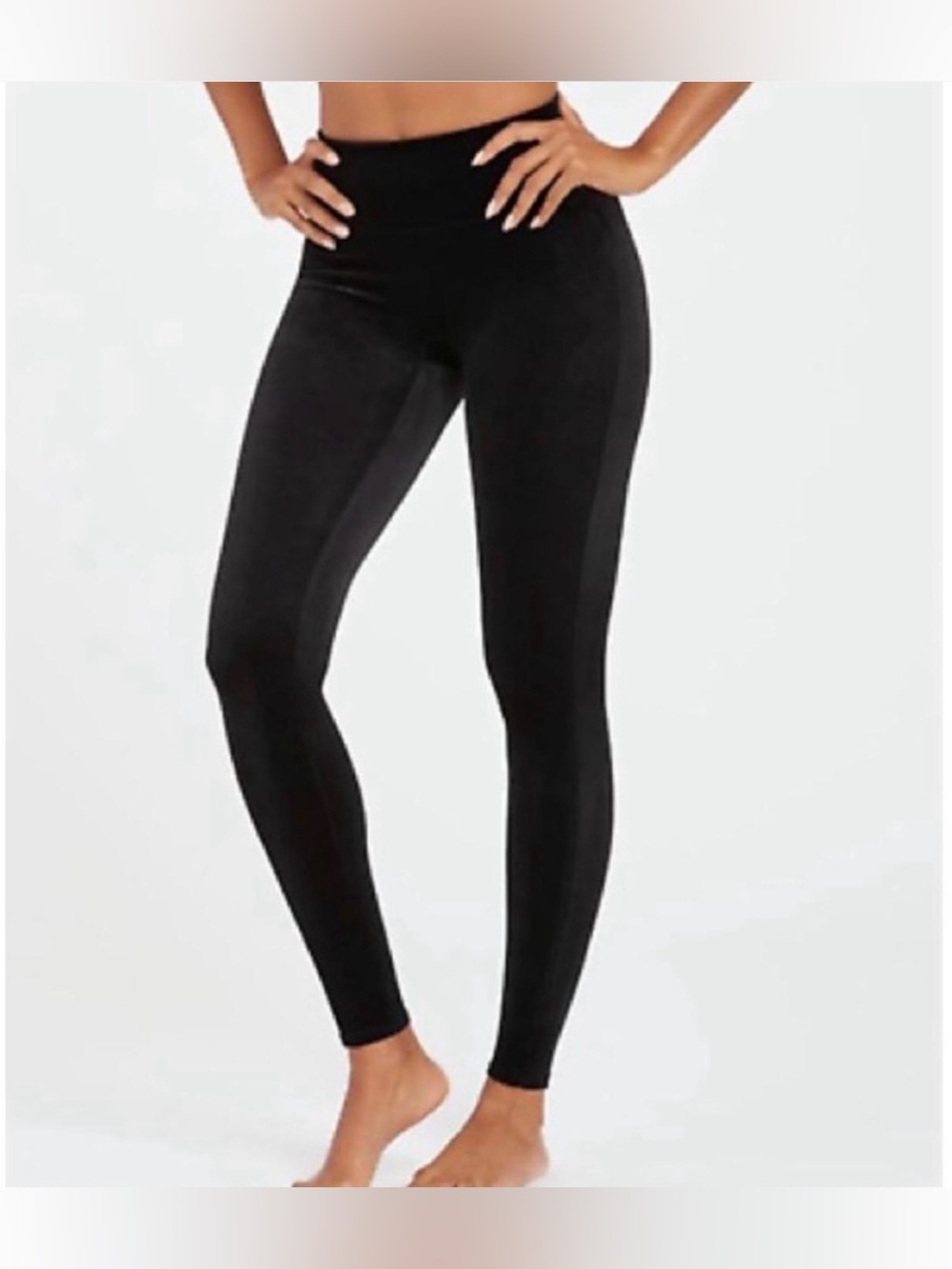 SPANX Black Velvet High-Rise Leggings Size Medium - C52-095